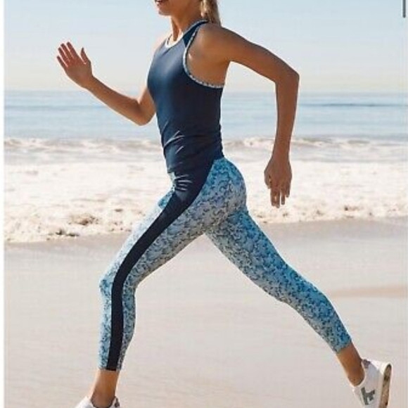 Anthropologie Daily Practice legginga - Picture 4 of 4